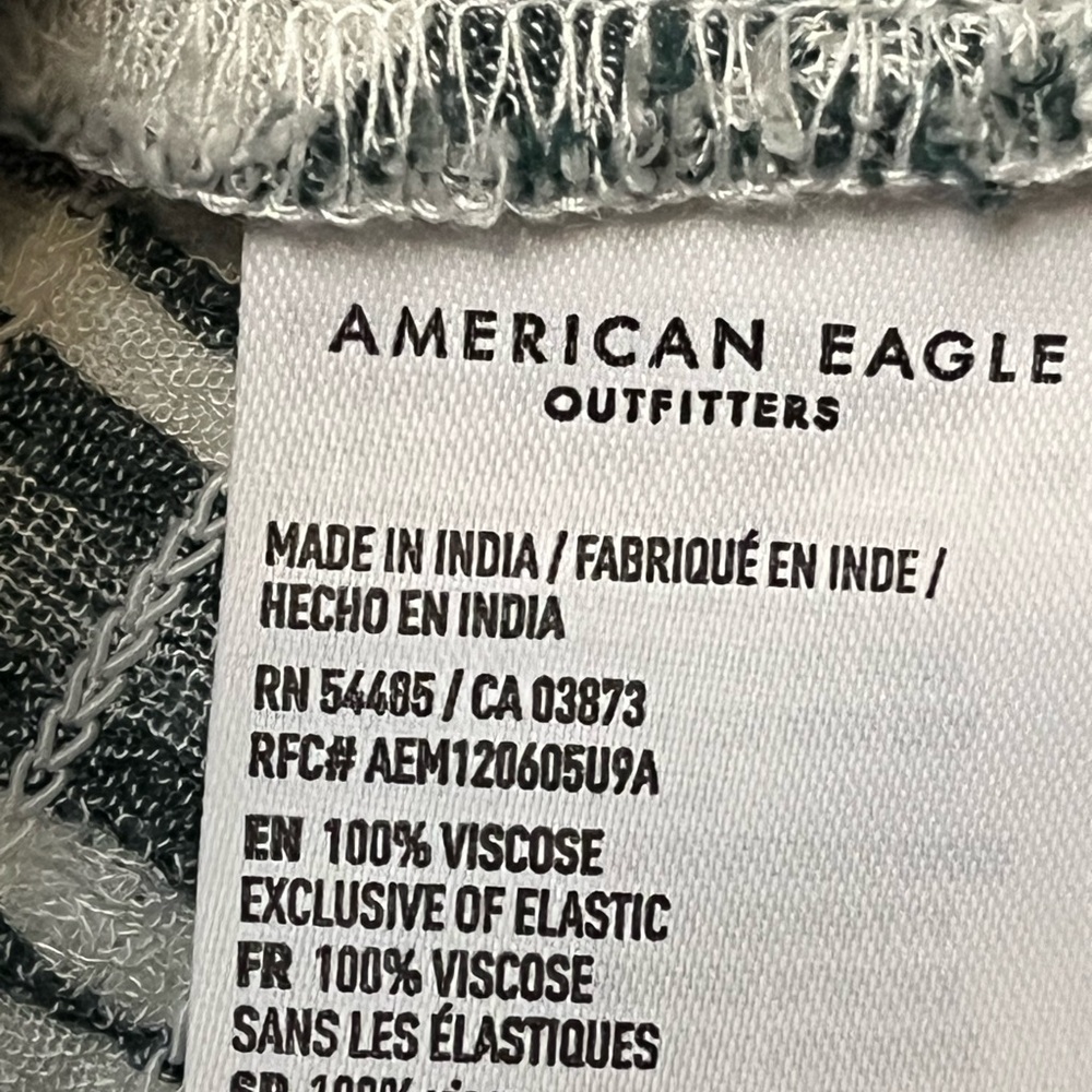 American Eagle top. M - Picture 5 of 6